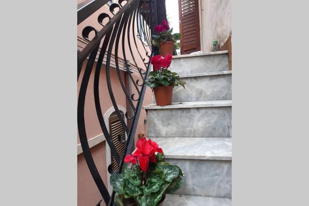 Casa Alessia Apartment Ачи Кастело Екстериор снимка