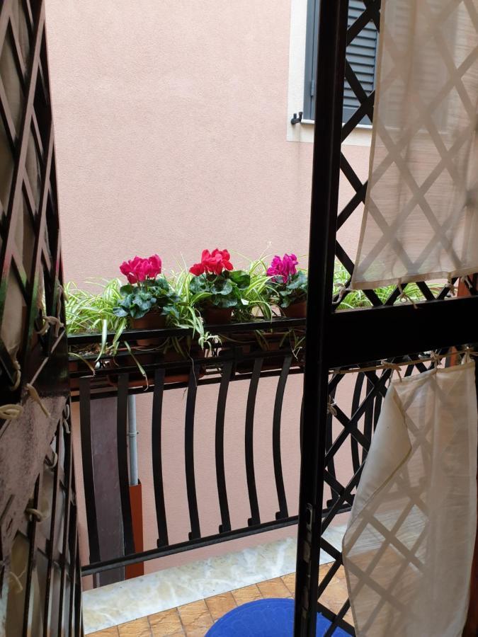 Casa Alessia Apartment Ачи Кастело Екстериор снимка